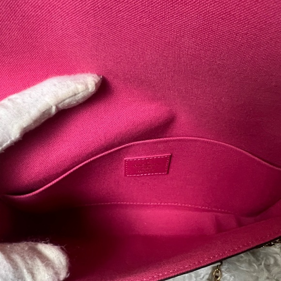 Louis Vuitton Monogram Pochette Félicie - Picture 8 of 9